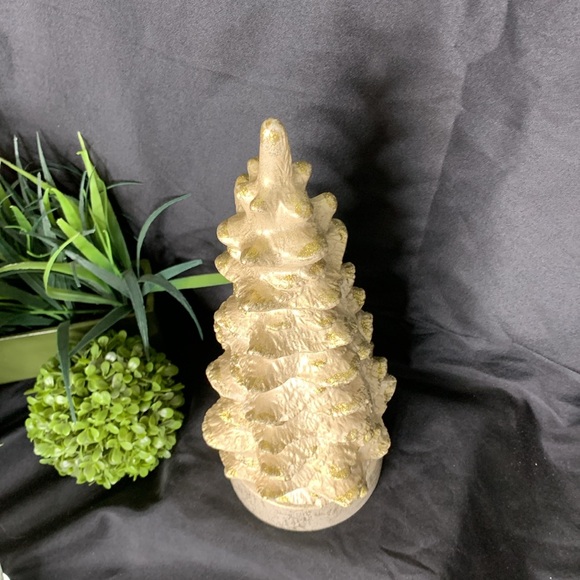 Opalescent pearl white and gold ceramic Christmas Tree music box - Picture 3 of 11